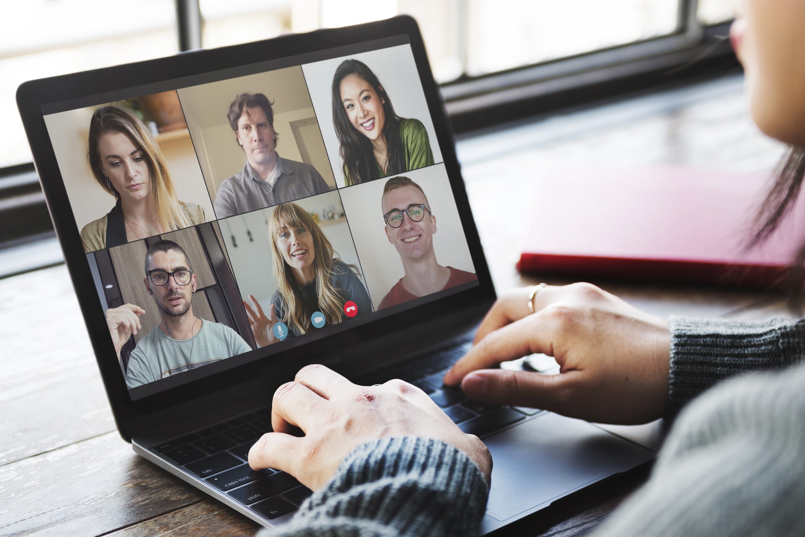 Scopri di più sull'articolo Disegno di Legge 2604, equiparazione formazione aula-videoconferenza