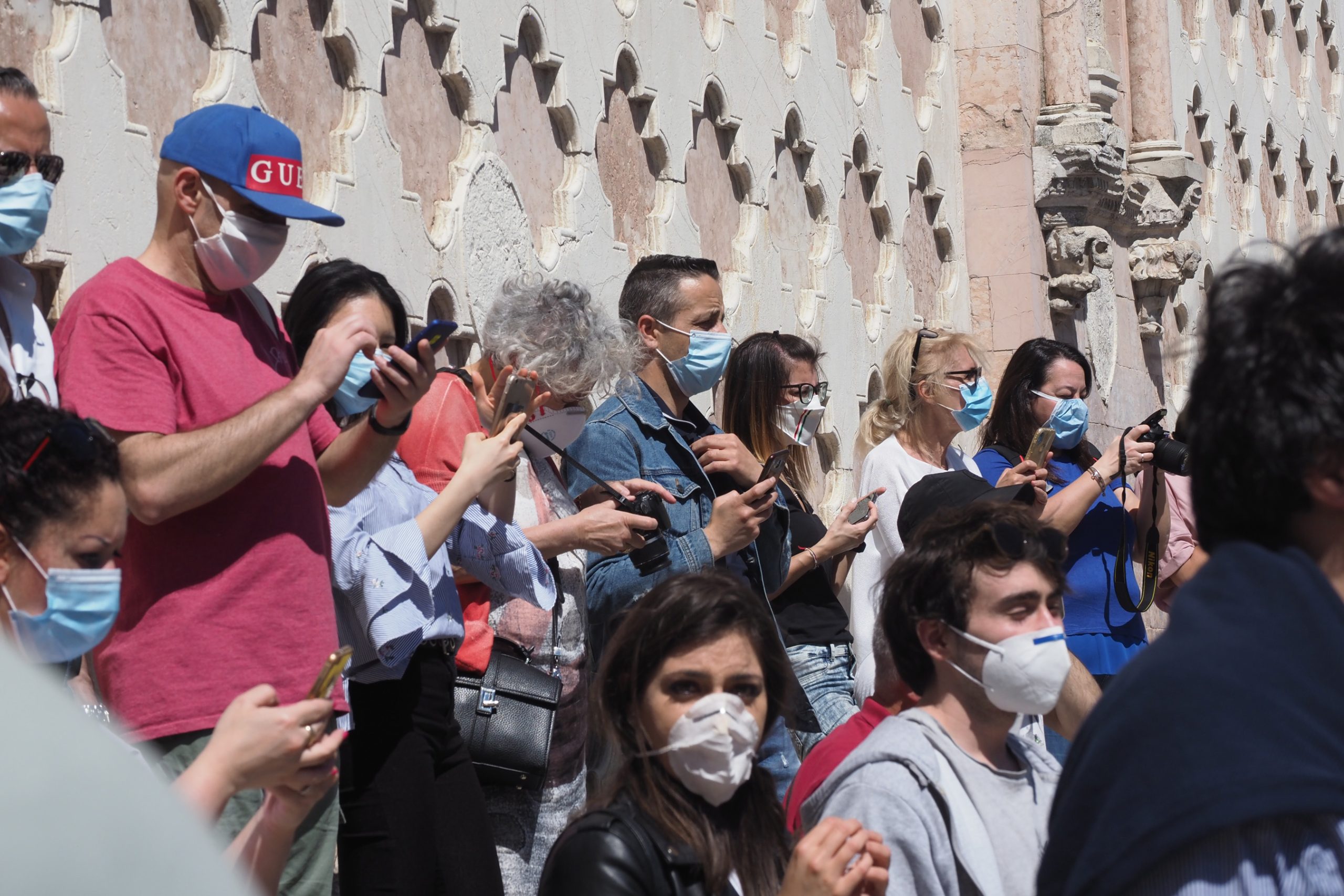 Scopri di più sull'articolo Obbligo mascherina, verso la proroga nei luoghi di lavoro